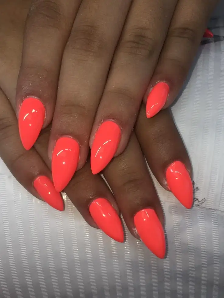 Coral Nail Polish Gel
