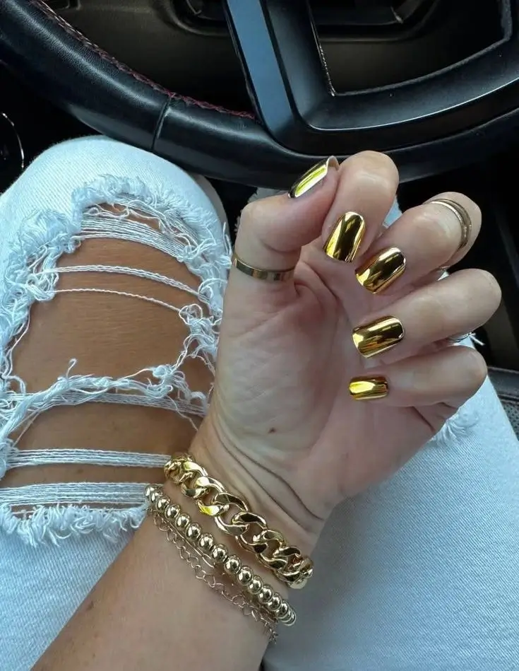 Gold Nails Design