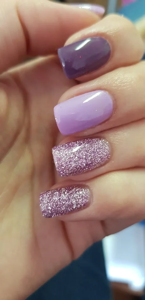 Lavender Glitter Accent Nails