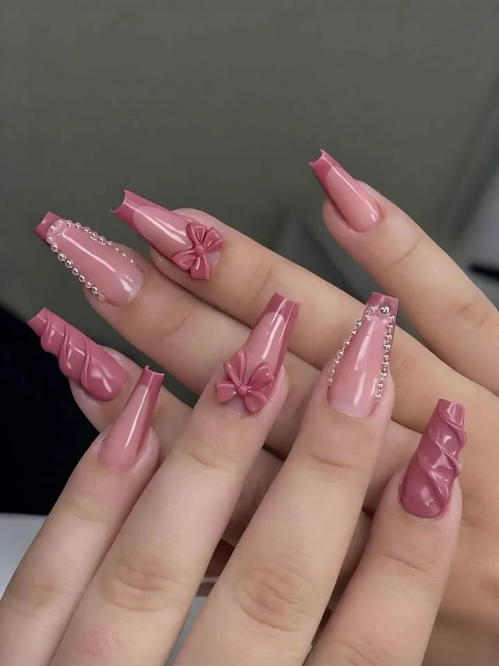 Press On Nails Design Pink